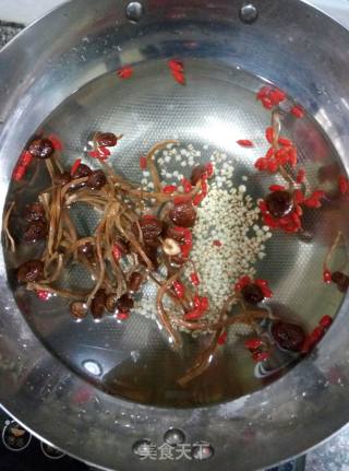 Warm Tonic Mutton, Wolfberry Tea and Mushroom Soup recipe