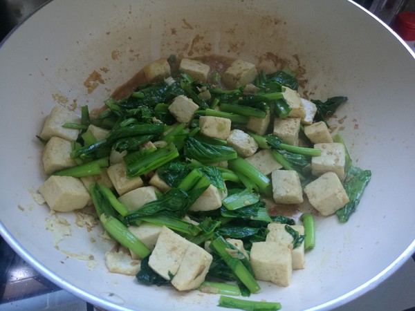 Stir-fried Tofu with Cabbage recipe