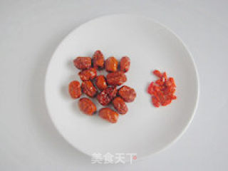 Nourishing Beauty-rock Sugar, White Fungus and Lotus Seed Soup recipe