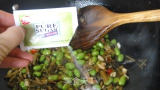 Stir-fried Edamame with Radish Vegetables recipe