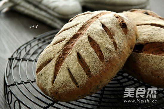 Whole Wheat Black Sesame Buns recipe