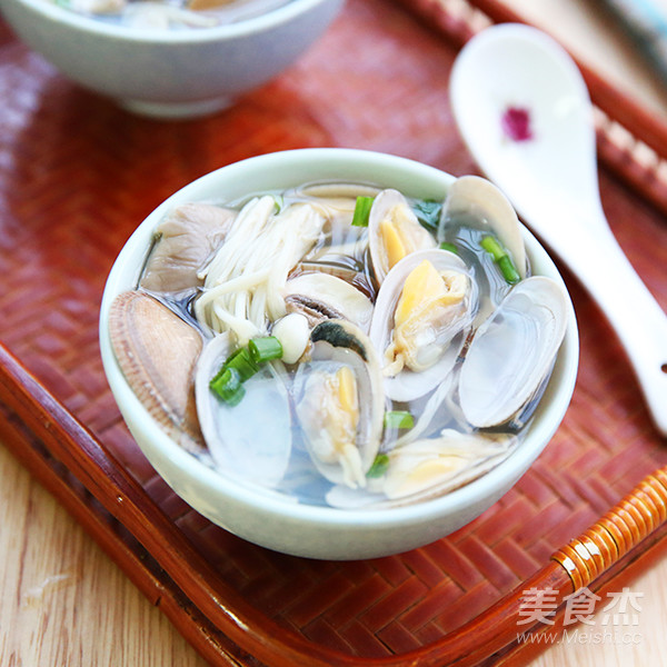 [good Flavor under Fire] Mushroom, Flower and Clam Soup recipe