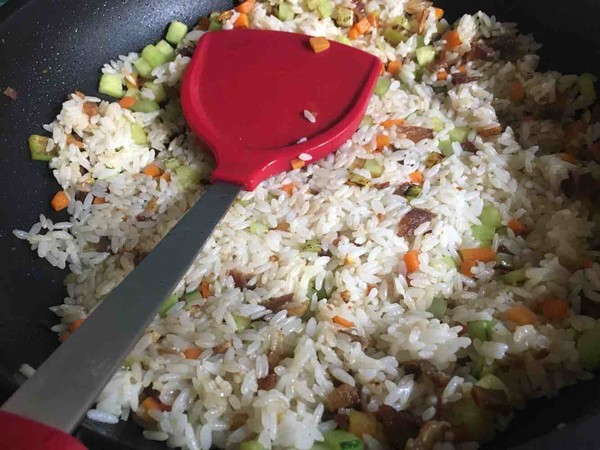 Fried Rice with Cucumber and Bacon recipe