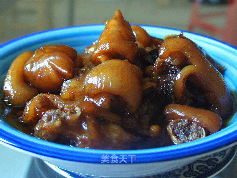 Soy Roast Pork Feet recipe