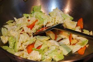 Stir-fried Kale with Black Pepper Beef Sausage recipe