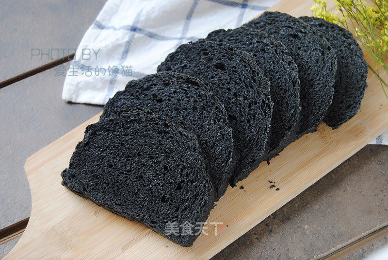 #aca烤明星大赛#bamboo Charcoal Toast recipe