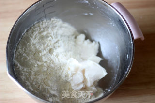 Salty Su-style Five-ken Mooncakes recipe