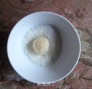 Milky Coconut Rice Balls recipe