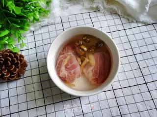 Recipe for Clearing The Lung, Resolving Phlegm and Relieving Cough-dendrobium Ophiopogon Pig Zhan Soup recipe