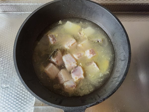 Matsutake and Fungus Fish Soup recipe
