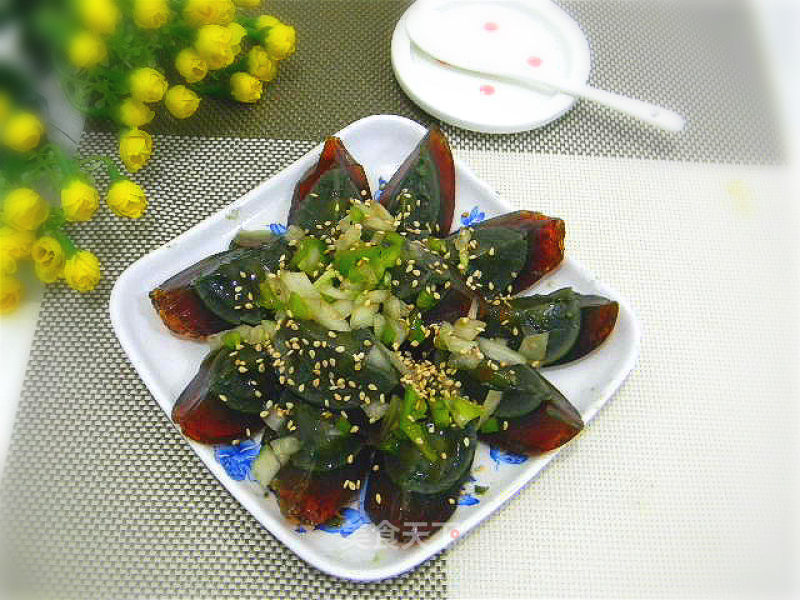 Cold Songhua Egg recipe