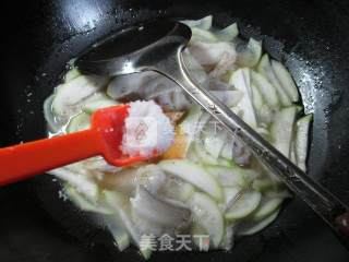 Shrimp and Boiled Long Melon recipe