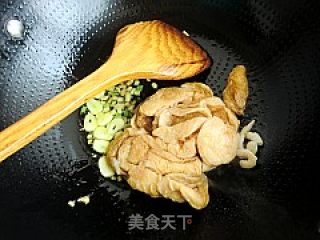 Simple Home-cooked Dishes---grilled Gluten with Vegetables recipe