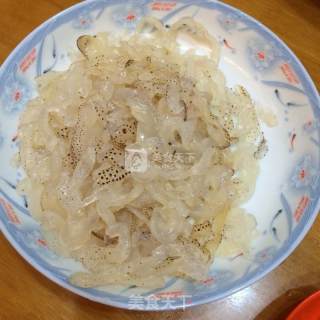 Crispy Jellyfish Salad recipe