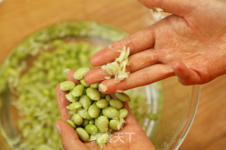 Fried Edamame with Crispy Radish recipe