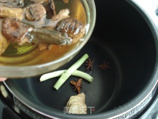 Porcini Mushroom Spine Soup recipe