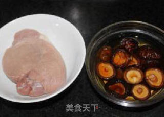 Shaomai with Minced Meat and Shiitake Mushrooms recipe