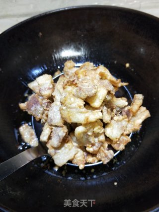 Stir-fried Potatoes with Crispy Pork recipe