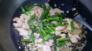 Asparagus and Shrimp Eggs recipe