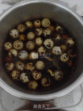 Marinated Quail Eggs recipe