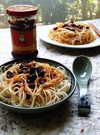 Guizhou Tempeh Spicy Sauce Noodles recipe
