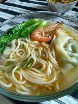 Homemade Wonton Noodles with Shrimp Oil