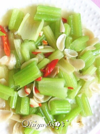 Vegetarian Sauteed Celery and Lily recipe