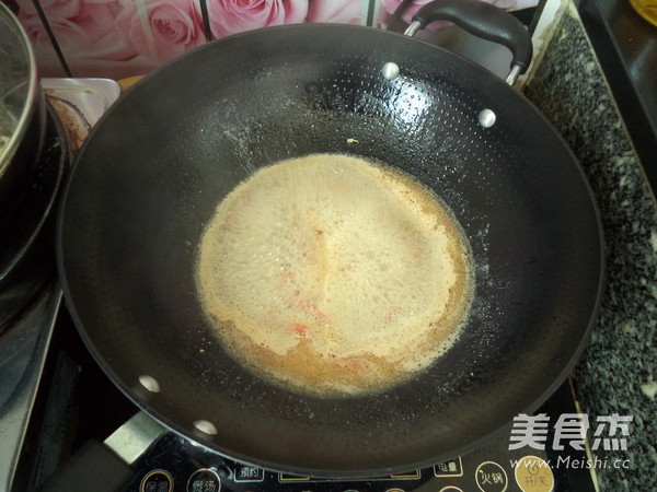Stir-fried Bean Curd with Garland Chrysanthemum recipe