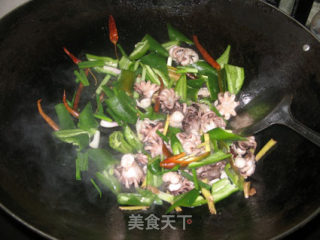 Fried Octopus with Oyster Sauce and Chili recipe