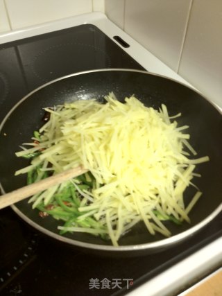 Spicy Potato Shreds recipe