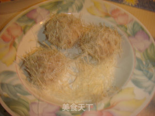 Seafood "fried Shrimp Flower" at A Festive Banquet for The Year of The Dragon recipe