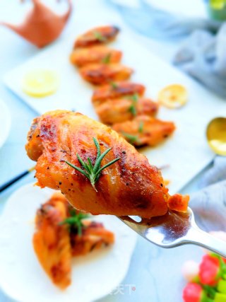 Eat Your Fingers-grilled Chicken Wings with Black Pepper recipe