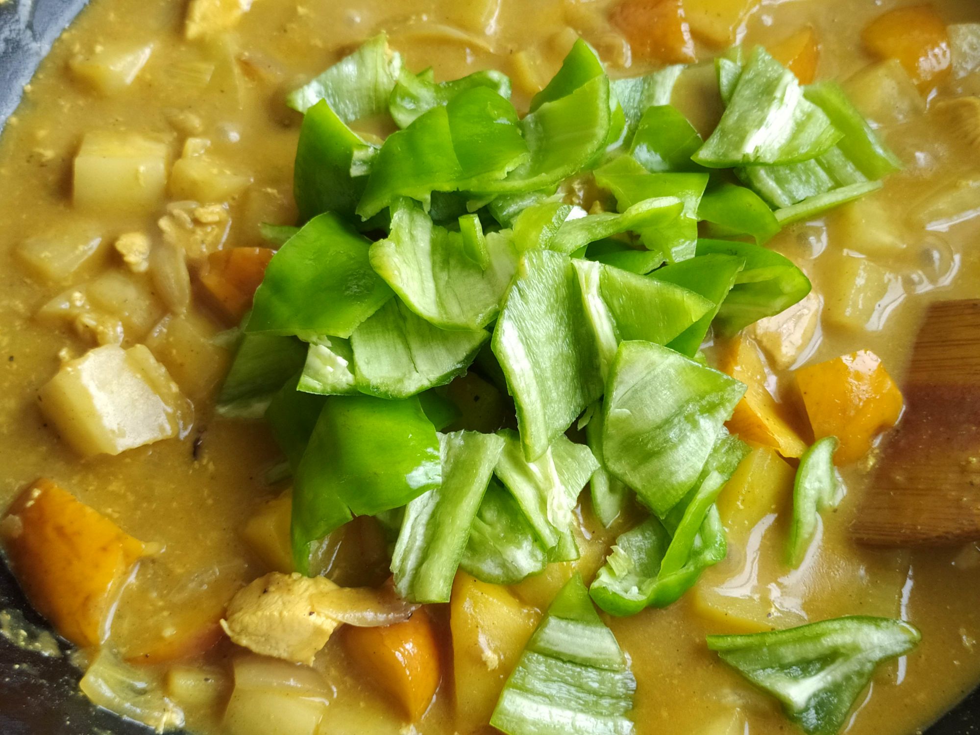 Have A Low-calorie Thick Chicken Curry recipe