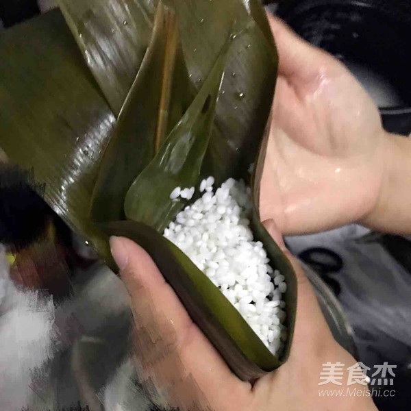 Candied Date Zongzi recipe