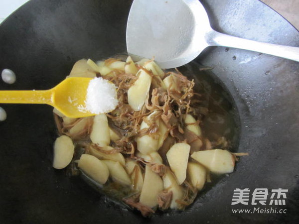 Boiled Bamboo Shoots and Dried Vegetables recipe