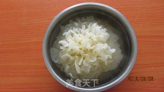 Rock Sugar, Water Chestnut, Sydney, White Fungus Soup recipe