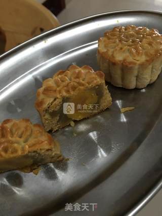 Lotus Paste Moon Cake recipe