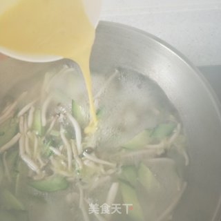 Cucumber Crab Mushroom Egg Soup recipe