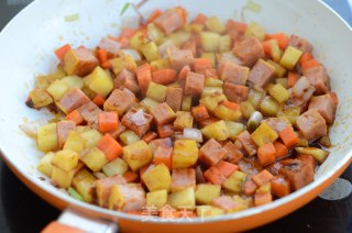 Ham Curry Braised Rice recipe