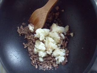 A Winter Nourishing Dish that Combines Chinese and Western Styles-roast Beef and Potatoes recipe