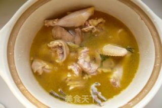 Black Fungus Stewed Chicken Soup recipe