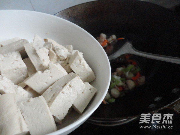 Scallops Stir-fried Tofu and Choy Sum recipe