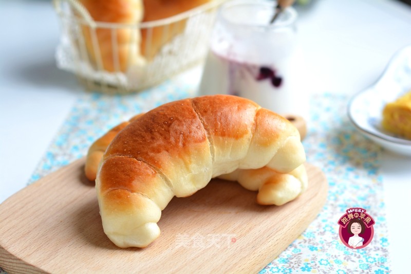 Croissant Buns recipe