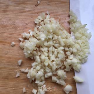 Minced Garlic Fried Egg with Cucumber recipe