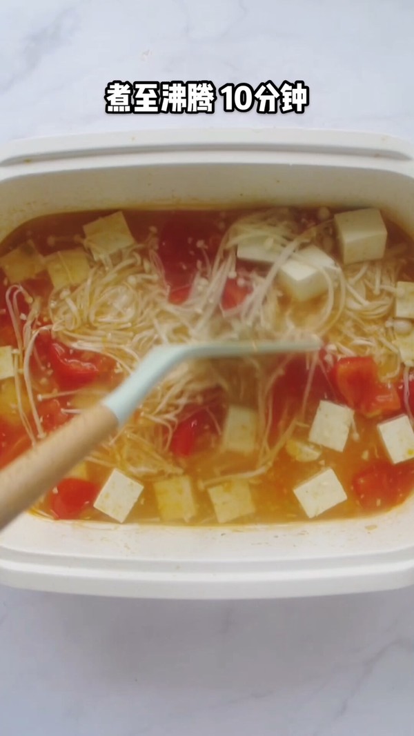 Tomato and Enoki Mushroom Tofu Soup recipe