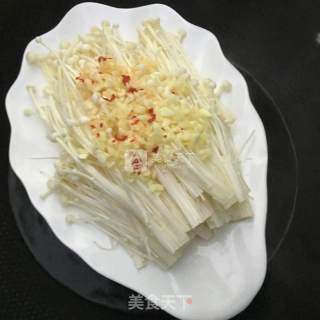Steamed Enoki Mushrooms with Garlic recipe