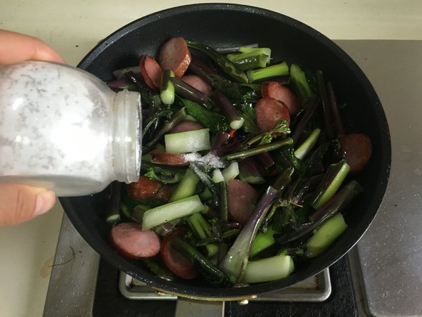 Stir-fried Cabbage with Red Sausage recipe