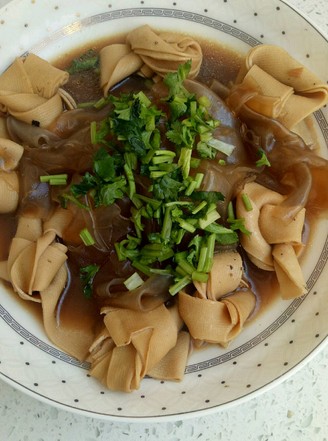 Chicken Broth Stewed Dry Tofu with Noodles recipe
