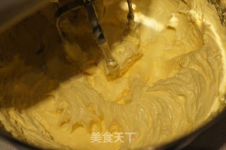 [my Baking Time] Happy New Year, Happy Dragon Year, Happy 2012---new Year Cake recipe