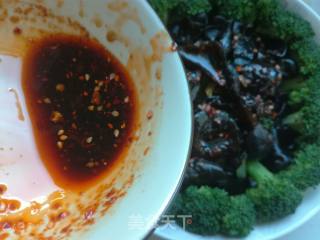 Broccoli with Fungus recipe